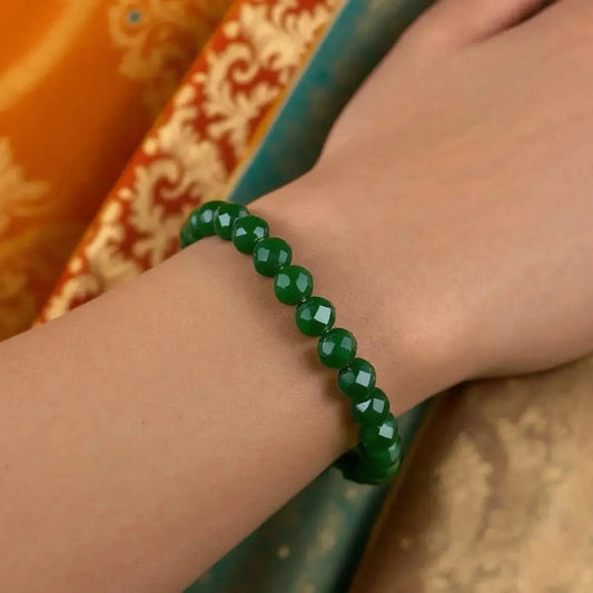 Green Jade Bracelet – Embrace Harmony & Prosperity Classic Round